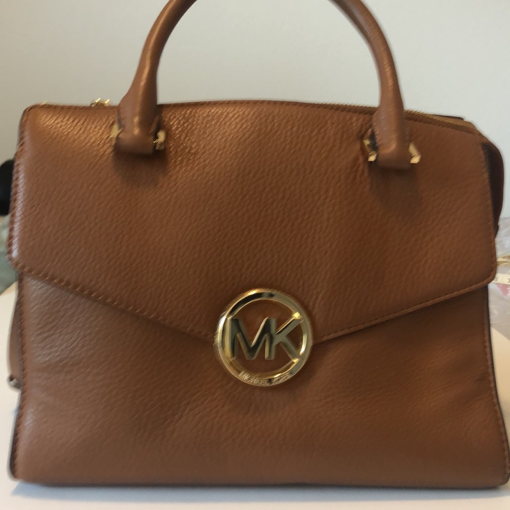 Michael Kors purse. Charlotte large leather tote.